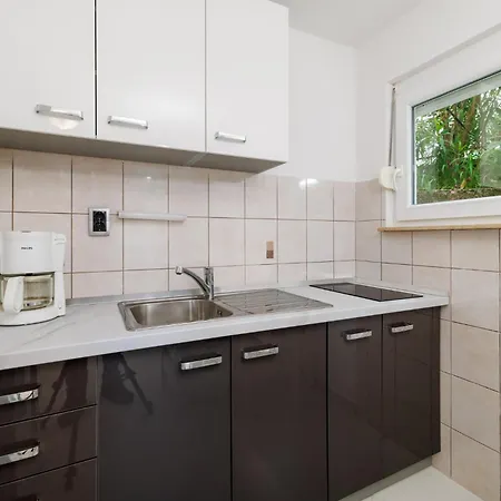 Beba Apartmán Jadranovo