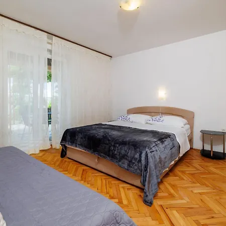 Appartamento Beba Jadranovo